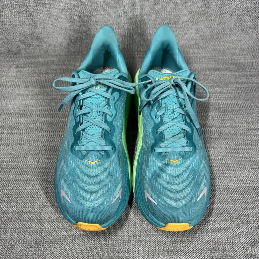 Hoka One One hoka one